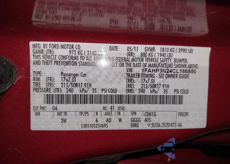 2012 Ford Focus Titanium z USA, uszkodzony, nr VIN 1FAHP3N24CL166850